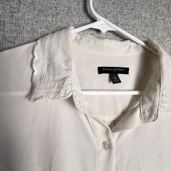 J. Crew Ivory Bone Embroidered Collar Cuffs Long Sleeve Dress Shirt MEDIUM - Picture 4 of 6